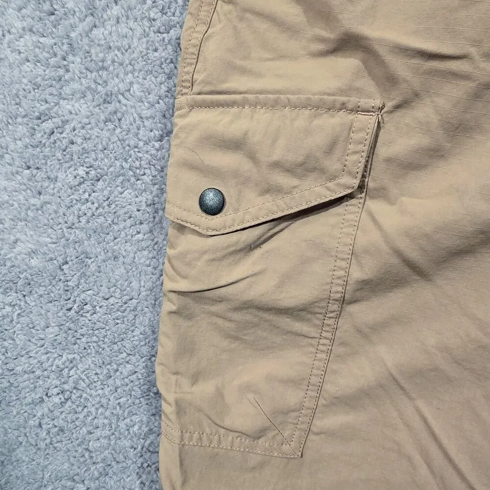 Duluth Trading Co Mens Armachillo Cooling Cargo Shorts Khaki Ripstop Stretch 40